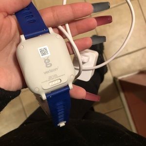 Verizon gizmo watch